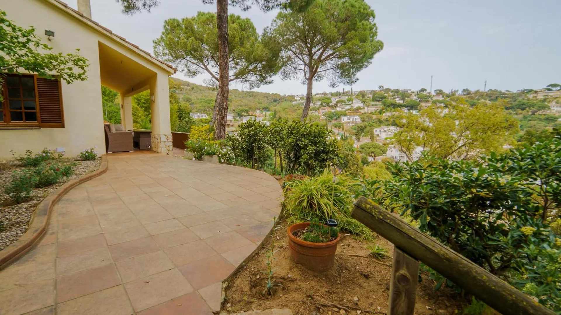 Villa In Tossa De Mar